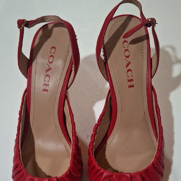Coach Women's Red Pointed Toe Heels Size 8 - Picture 3 of 11
